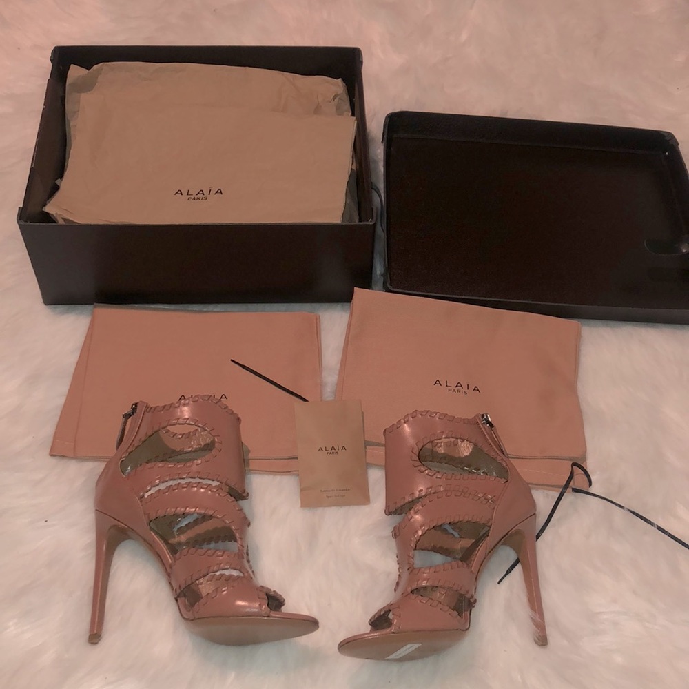 Alaïa heel sandals